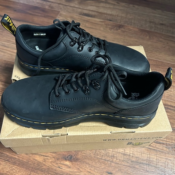 New Dr. Martens Black Leather Men's Shoes - Picture 5 of 5